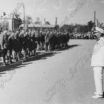 Помком САВО О.И.Городовиков приветствует отряд альпинистов в Ташкенте. г.Ташкент, 1937 г.